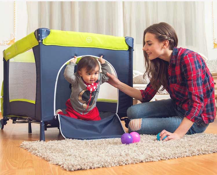 折りたたみ式ベッドサイドスリーパーベビーベッドクレードル多機 - Bassinet Bedside Sleeper のレビューと価格