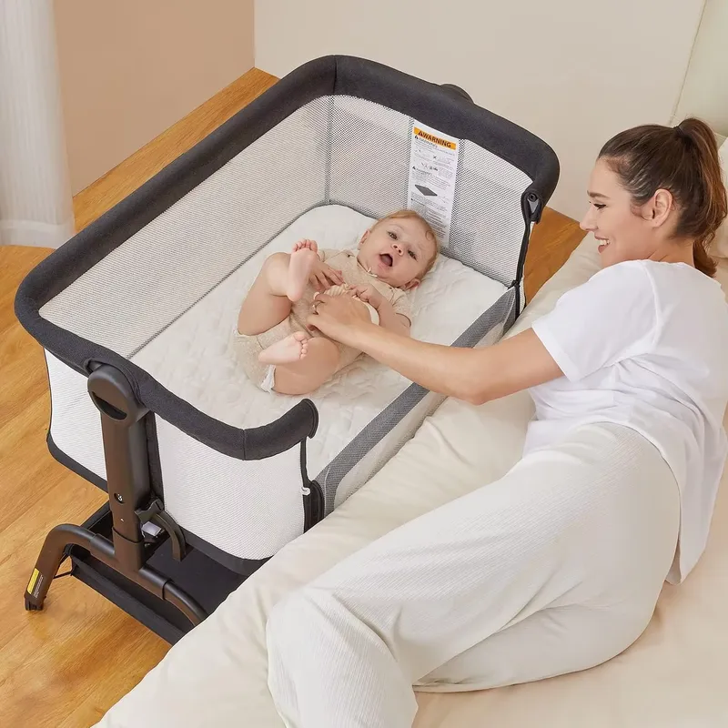 ポータブルベビーベッド、ベッドサイドスリーパー、折りたたみ式 - Bassinet Bedside Sleeper のレビューと価格